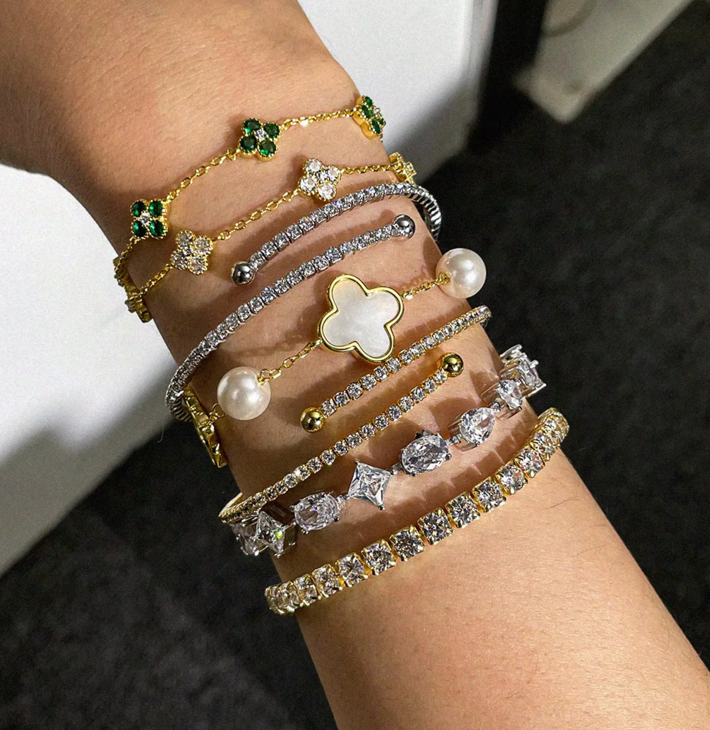 Lottie emerald-look clover bracelet 18k gold plated